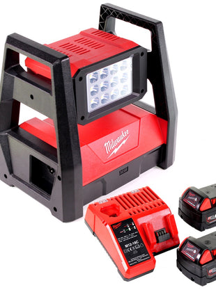 Milwaukee M18 HAL-402C Akku Flutstrahler mit 3000 Lumen + 2x 4,0 Ah Akku + Universal Ladegerät - Toolbrothers