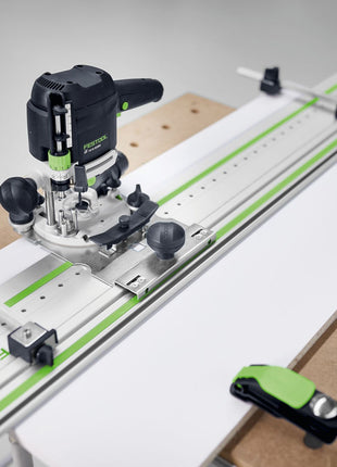 Plaque de guidage Festool FP-LR 32 (494340) pour OF 900, OF 1000, OF 1010, OF 1400 dans le système de rangées de trous FS-LR32