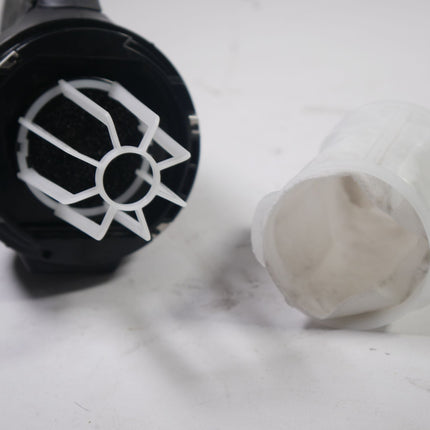 leicht gebraucht Makita DCL 180 ZB 18VStaubsauger schwarz Solo Zubehoer 4 - toolbrothers