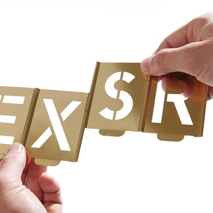 Jeu de pochoirs de signature KUKKO 327 lettres A - Z ( 4000871738 )