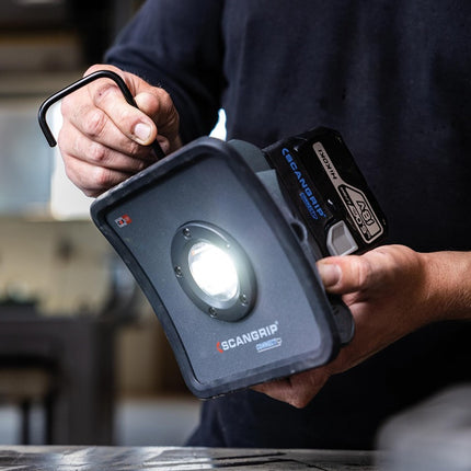 SCANGRIP Projecteur à LED NOVA 2 CONNECT 16 W 200 - 2000 lm ( 4000873478 )