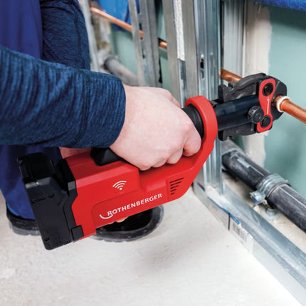 Rothenberger Romax Compact III Sertisseuse sur batterie Basic Set 1 18 V 19 kN ( 1000004267 ) + 1x batterie 2,0 Ah + chargeur