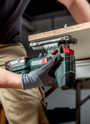 Metabo ST 18 L 90 Scie sauteuse sans fil 18 V 90 mm + 1x batterie 2,0 Ah + Metabox - sans chargeur