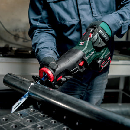 Metabo SSEP 18 LT Scie sabre sans fil 18 V 32 mm + 1x batterie LiHD 4,0 Ah + chargeur + Metabox