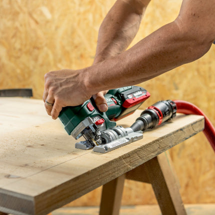 Metabo STA 18 LTX 150 BL Scie sauteuse sans fil 18 V 150 mm Brushless + 2x batterie LiHD 4,0 Ah + chargeur + Metabox