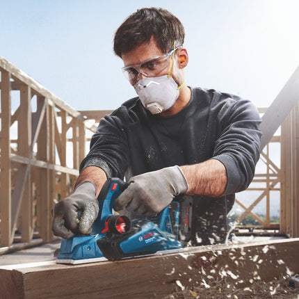 Bosch GHO 18V-26 Professional Rabot sans fil 18 V 2,6 mm Brushless ( 06015B5000 ) + L-Boxx - sans batterie, sans chargeur