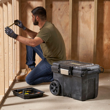 Stanley Boîte de montage ( 8002733296 ) mobile L610xP420xH400 mm poignée télescopique