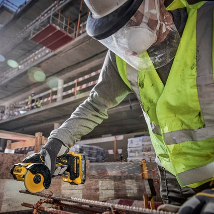 Dewalt coupeuse multi matériaux sans fil DCS438N ( 8001414501 ) 18 V