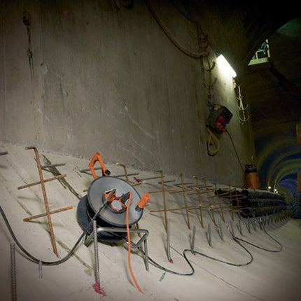 Enrouleur de câble Brennenstuhl professionalLINE SteelCore (8000809077) 25 m caoutchouc 3 x 2,5 mm² tôle d'acier isolé IP44