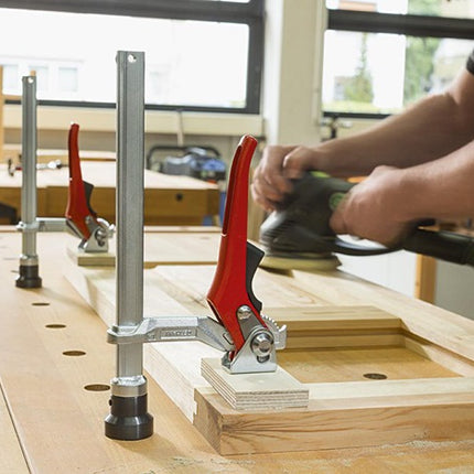 Adaptateur d'établi Bessey ( 8000350691 ) pour Ø de perçage 16 mm adapté à 30 mm