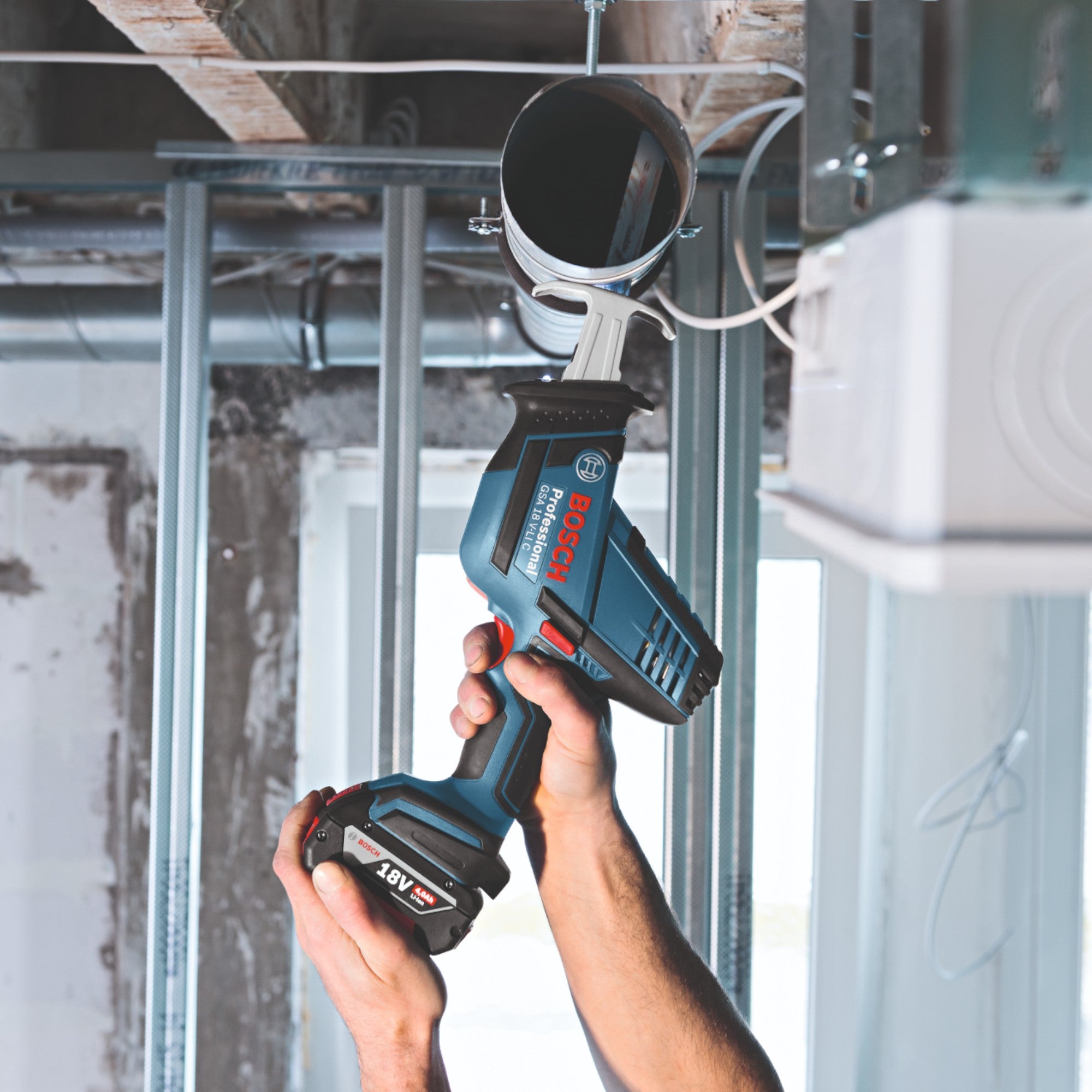 Bosch GSA 18V LI C Professional Akku Reciprosaege Saebelsaege 18 V 2x Akku 5 0 Ah Ladegeraet 3 - toolbrothers