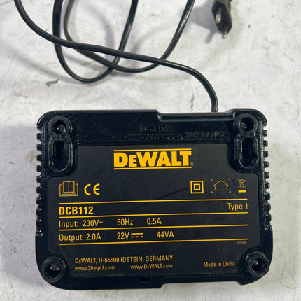 DeWalt DCB 112 XR Li Ion Ladegeraet fuer 10 8 14 4 18 V Akkus Gebraucht 2 - toolbrothers