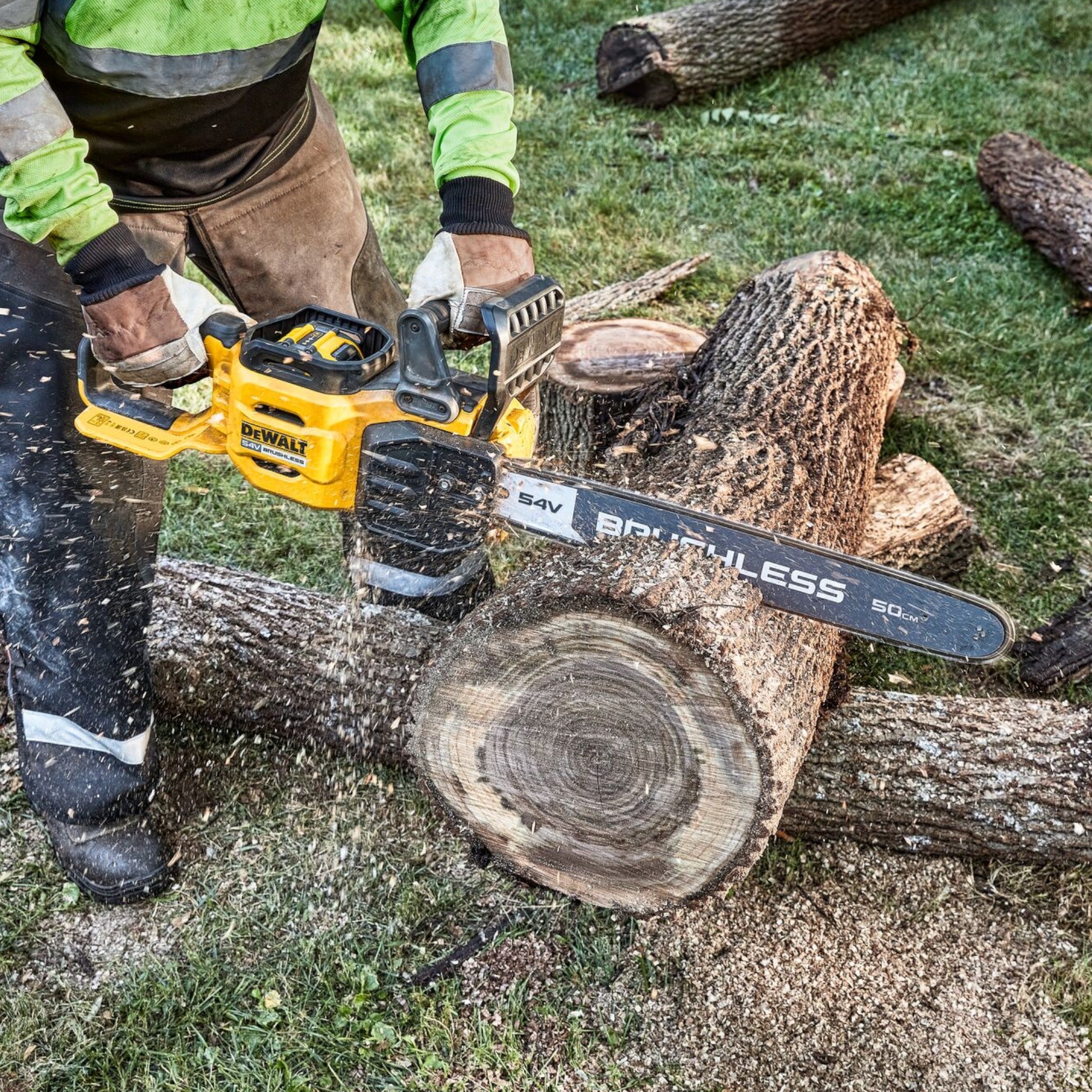 DeWalt DCMCS 575 T2 Akku Kettensaege 54 V FlexVolt 50 cm Brushless 2x Akku 6 0 Ah Ladegeraet 4 - toolbrothers