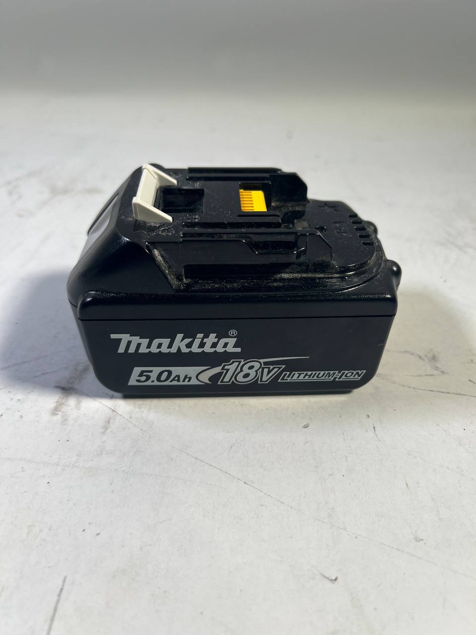 Makita BL 1850 B Li Ion Akku 18V 5 0 Ah 197280 8 632f15 1 mit LED Anzeige Nachfolger von 196672 8 Gebraucht 0 - toolbrothers