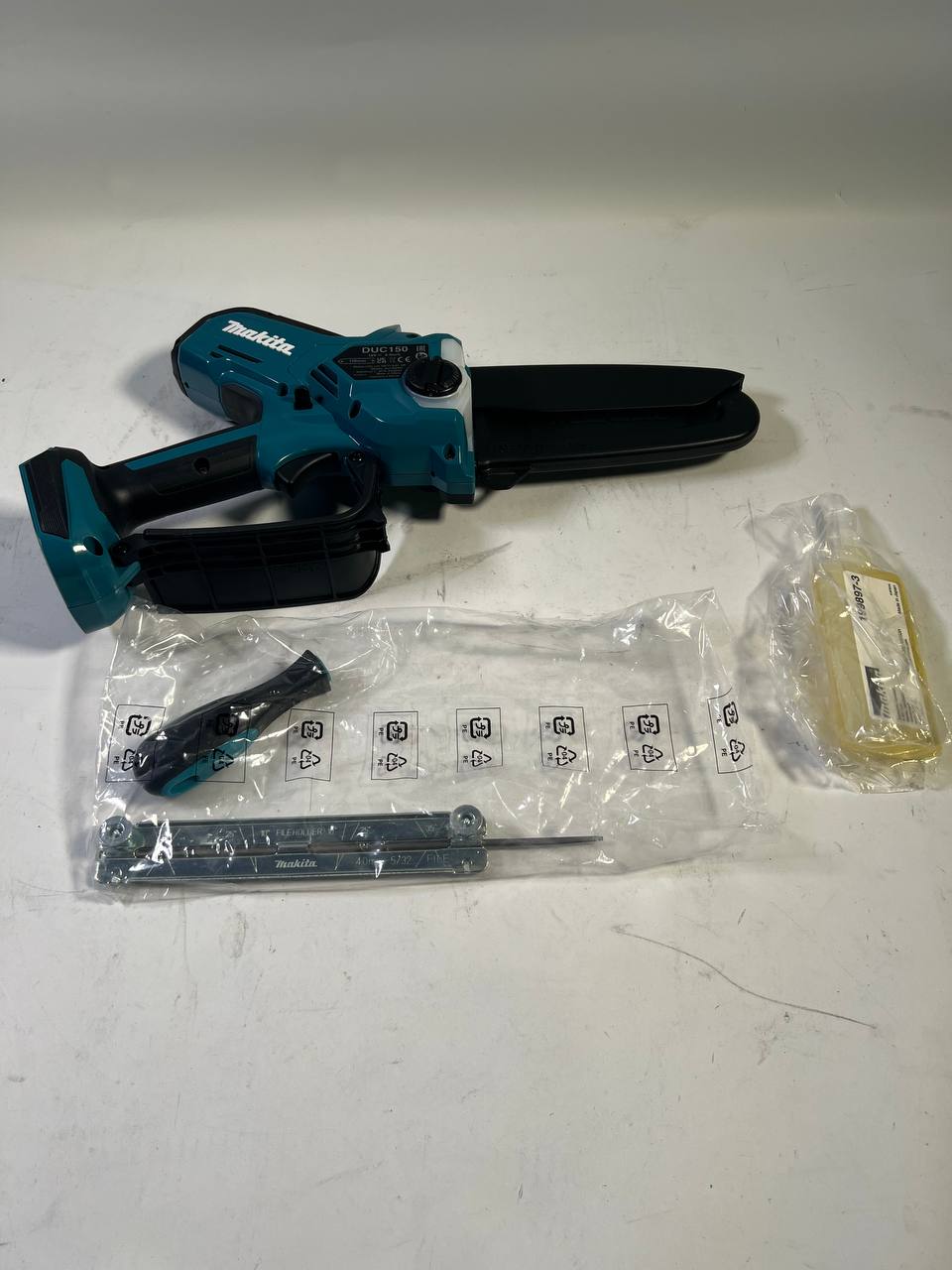 Makita DUC 150 Z Akku Kettensaege 18 V 15 cm Brushless Solo ohne Akku ohne Ladegeraet Gebraucht 0 - toolbrothers
