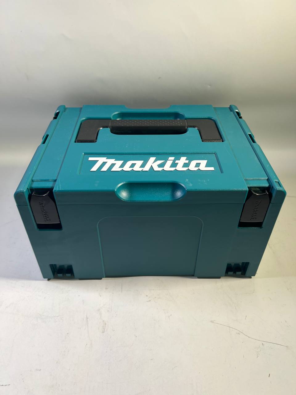 Makita MAKPAC 3 Kunststoffkoffer 395 x 295 x 215 mm ohne Einlage 821551 8 Gebraucht 0 - toolbrothers