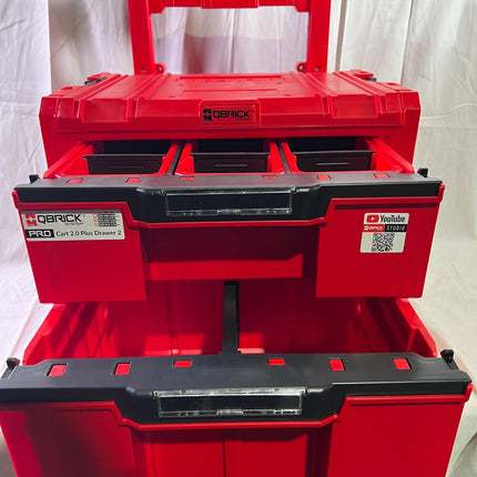 Qbrick System PRO Cart 2 0 Plus Drawer 2 Red Ultra HD Custom mobile Box auf Raedern 520 x 415 x 660 mm 9 5 l 12 l abnehmbarer Doppelteleskopgriff Beschaedigt 1 - toolbrothers