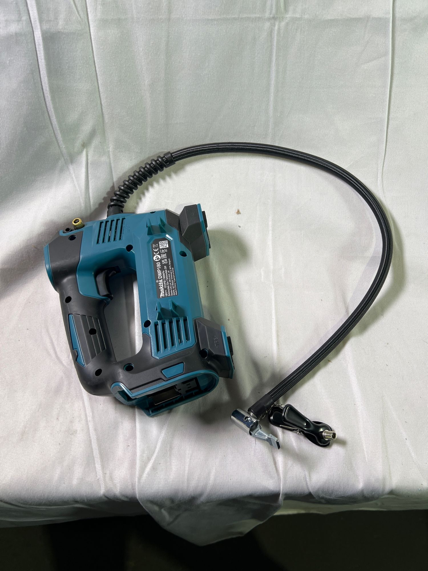 Makita DMP 180 Z Akku Kompressor 18 V 8 3 bar Solo ohne Akku ohne Ladegeraet Reparaturgeraet 0 - toolbrothers