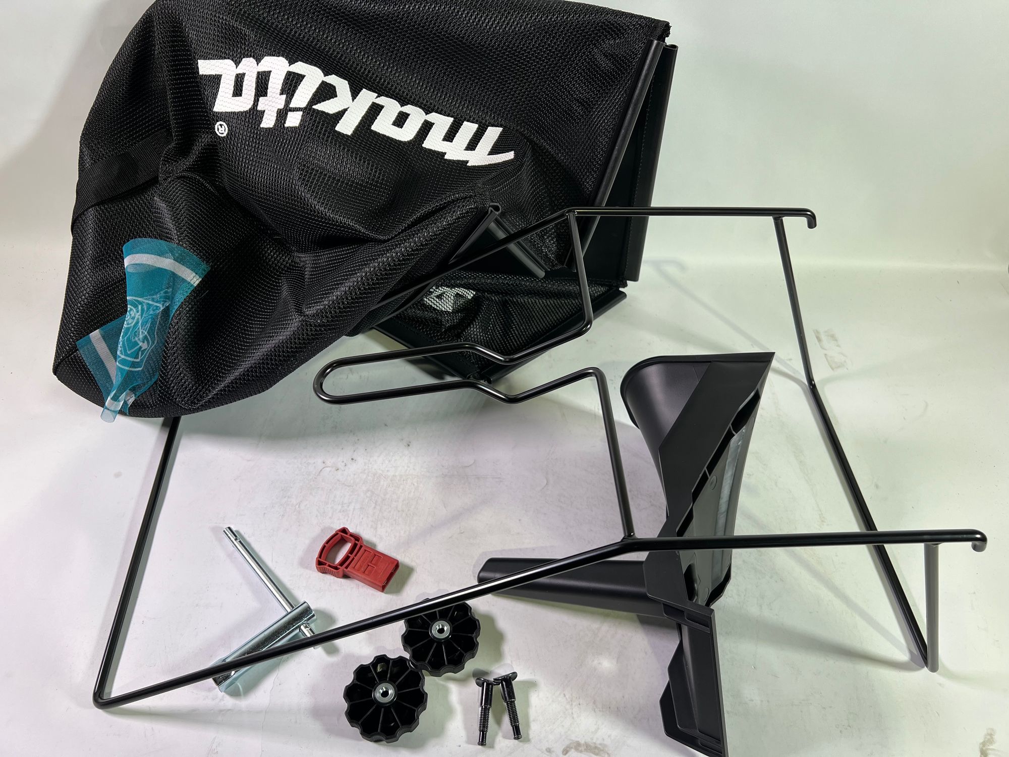 Makita DLM 480 Z Akku Rasenmaeher 36 V 2x 18 V 48 cm 62 l Solo ohne Akku ohne Ladegeraet OVP Beschaedigt 2 - toolbrothers