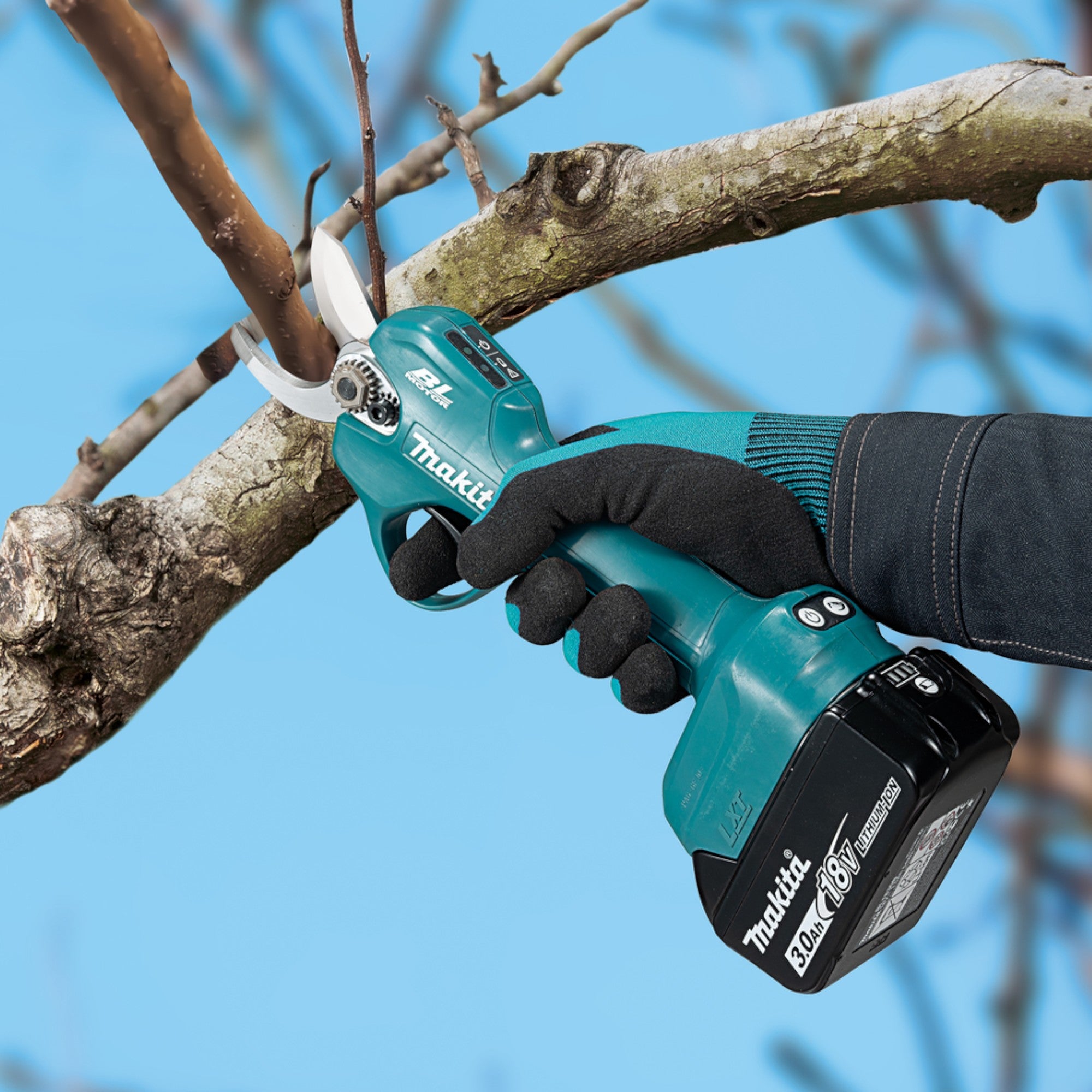 Makita DUP 181 RA1 Akku Astschere 18 V 30 mm Brushless 1x Akku 2 0 Ah Ladegeraet 4 - toolbrothers