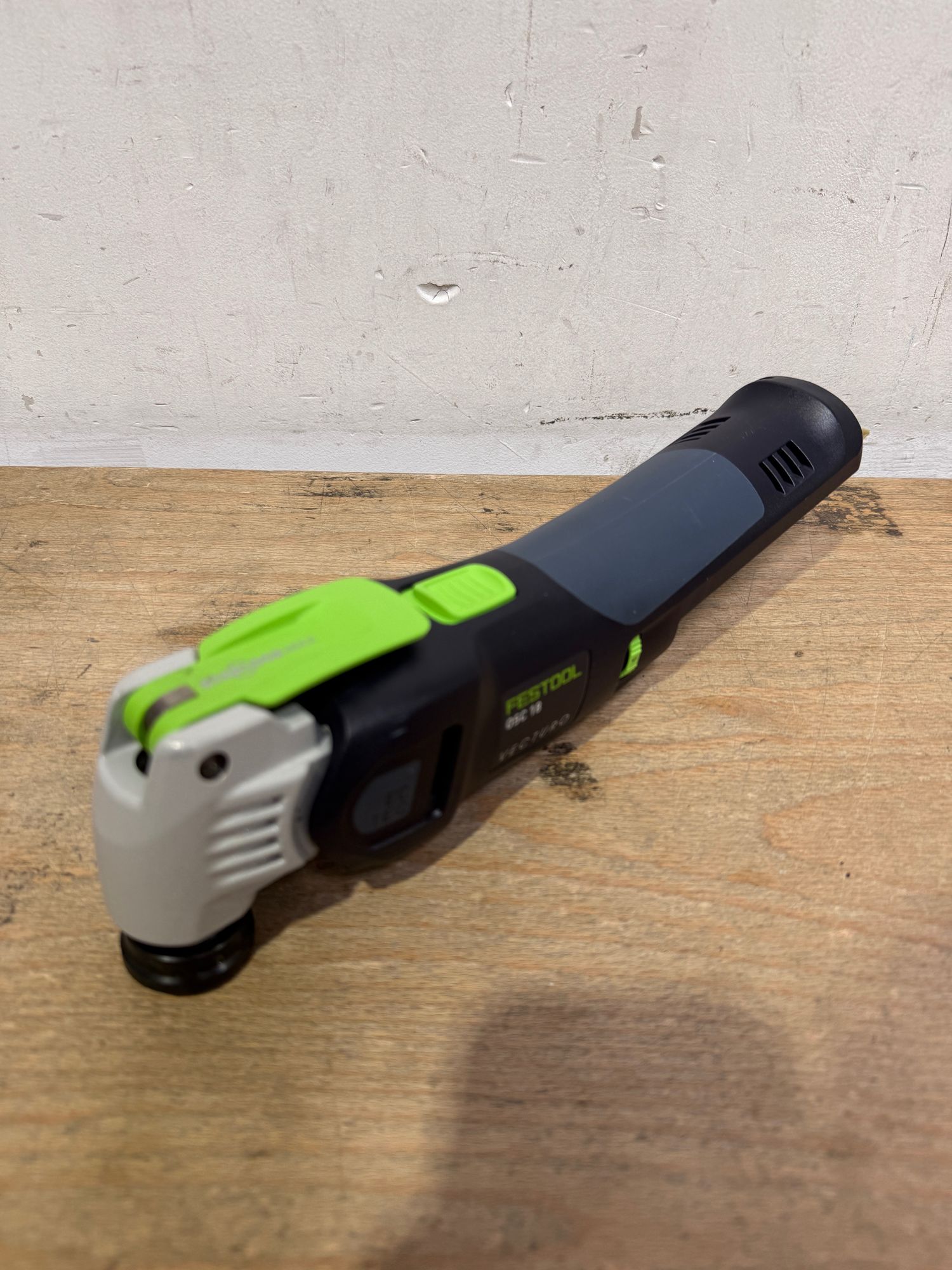 Festool OSC 18 E Basic Akku Oszillierer 18 V Starlock Max 576591 Brushless Systainer ohne Akku ohne Ladegeraet Nachfolger von 574848 Leicht Gebraucht 1 - toolbrothers