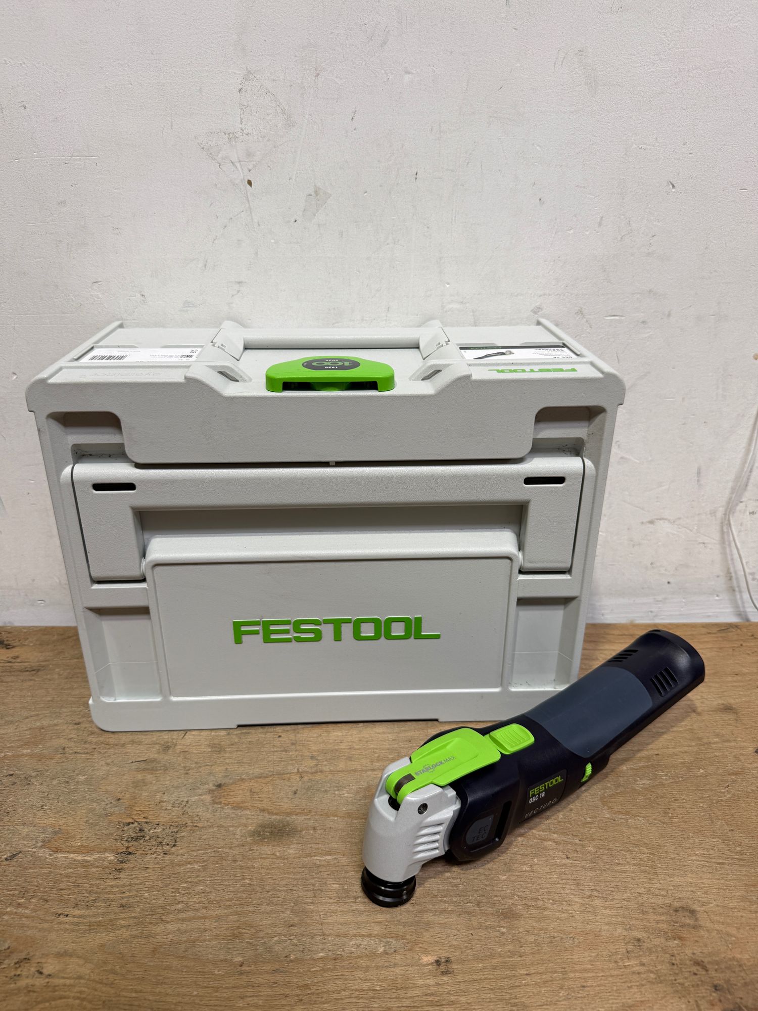 Festool OSC 18 E Basic Akku Oszillierer 18 V Starlock Max 576591 Brushless Systainer ohne Akku ohne Ladegeraet Nachfolger von 574848 Leicht Gebraucht 0 - toolbrothers