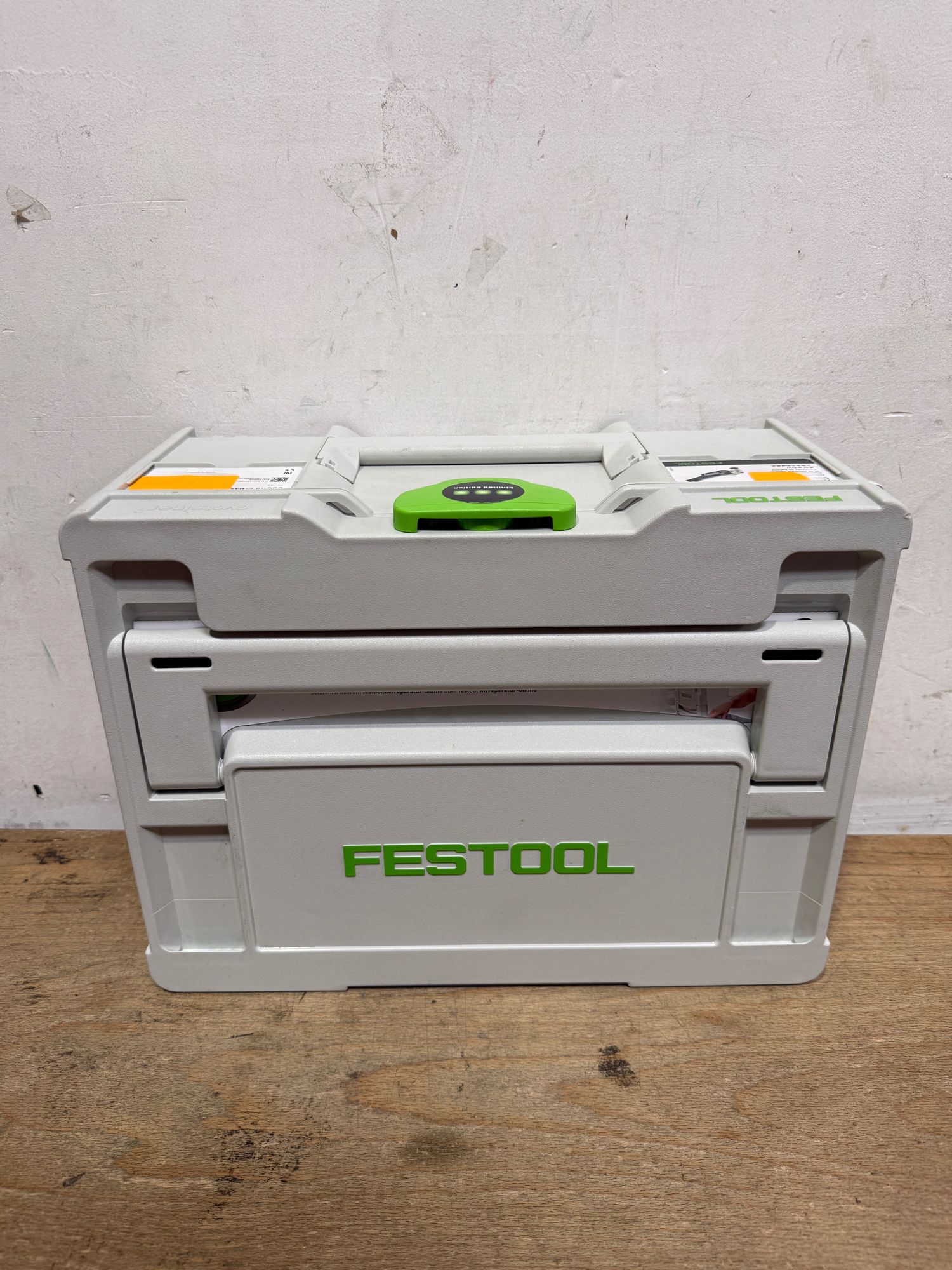 Festool OSC 18 E Basic 4 0 Akku Oszillierer 18 V Starlock Max 577033 Brushless 1x Akku 4 0 Ah Systainer ohne Ladegeraet Leicht Gebraucht 2 - toolbrothers