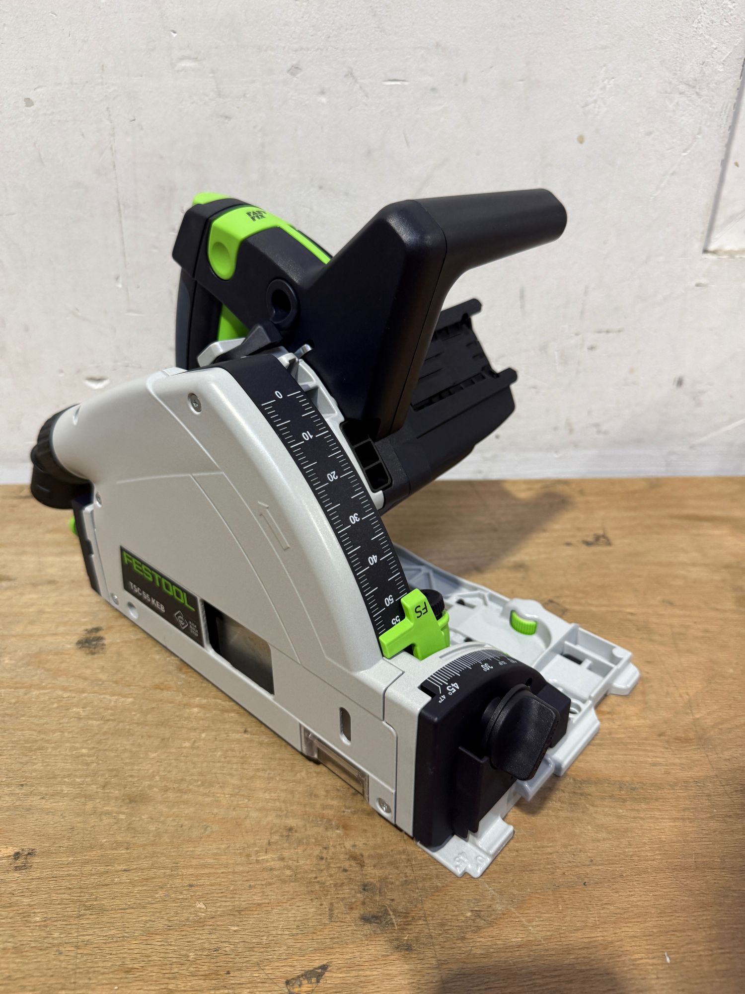 Festool TSC 55 KEB Basic Akku Tauchsaege 18 V 36 V 2x 18 V 160 mm Brushless 576712 Systainer ohne Akku ohne Ladegeraet Nachfolger von 201395 OVP Beschaedigt 1 - toolbrothers