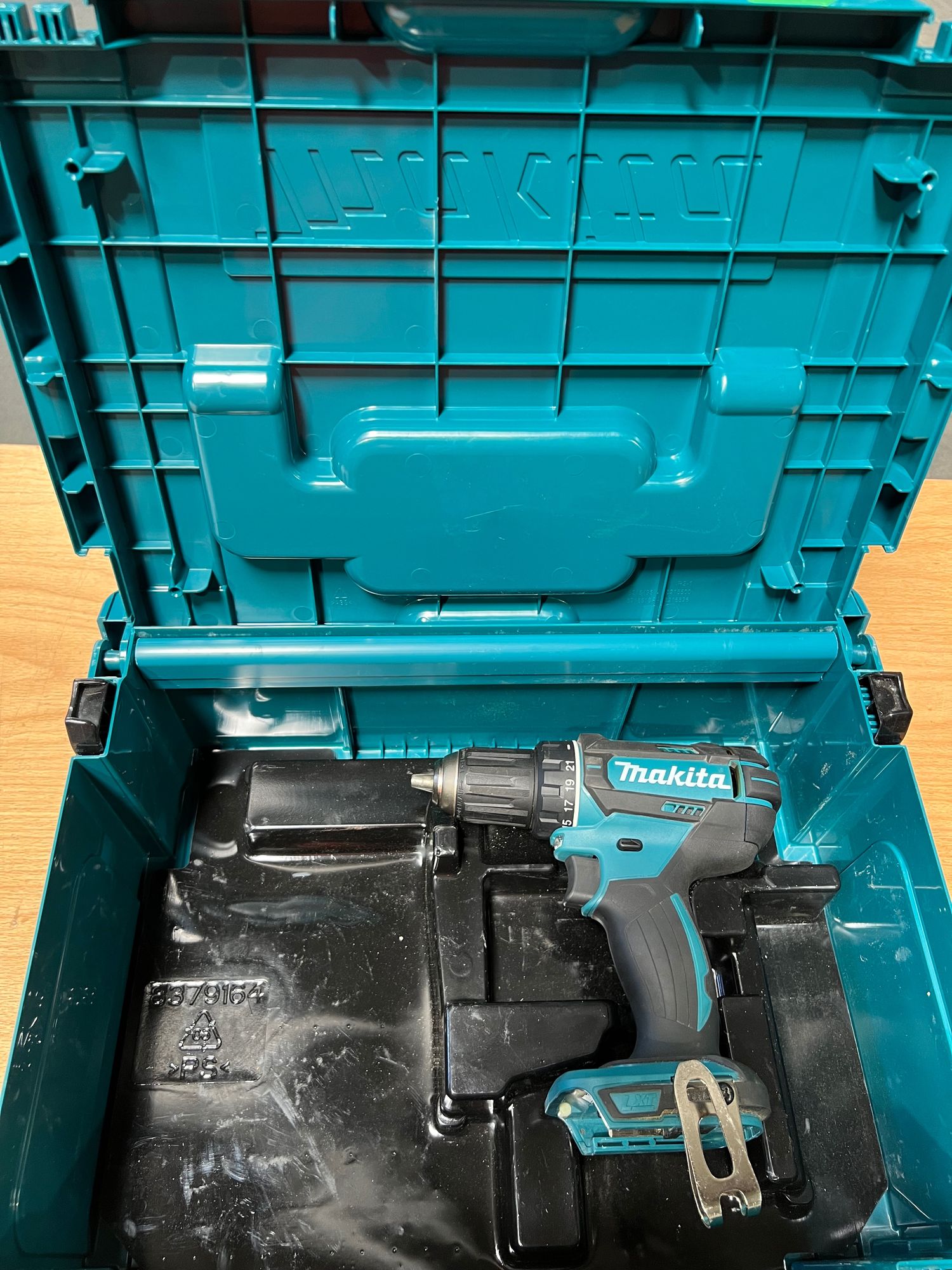 Makita DDF 482 Z Akku Bohrschrauber 18 V 62 Nm Solo ohne Akku ohne Ladegeraet Reparaturgeraet 0 - toolbrothers