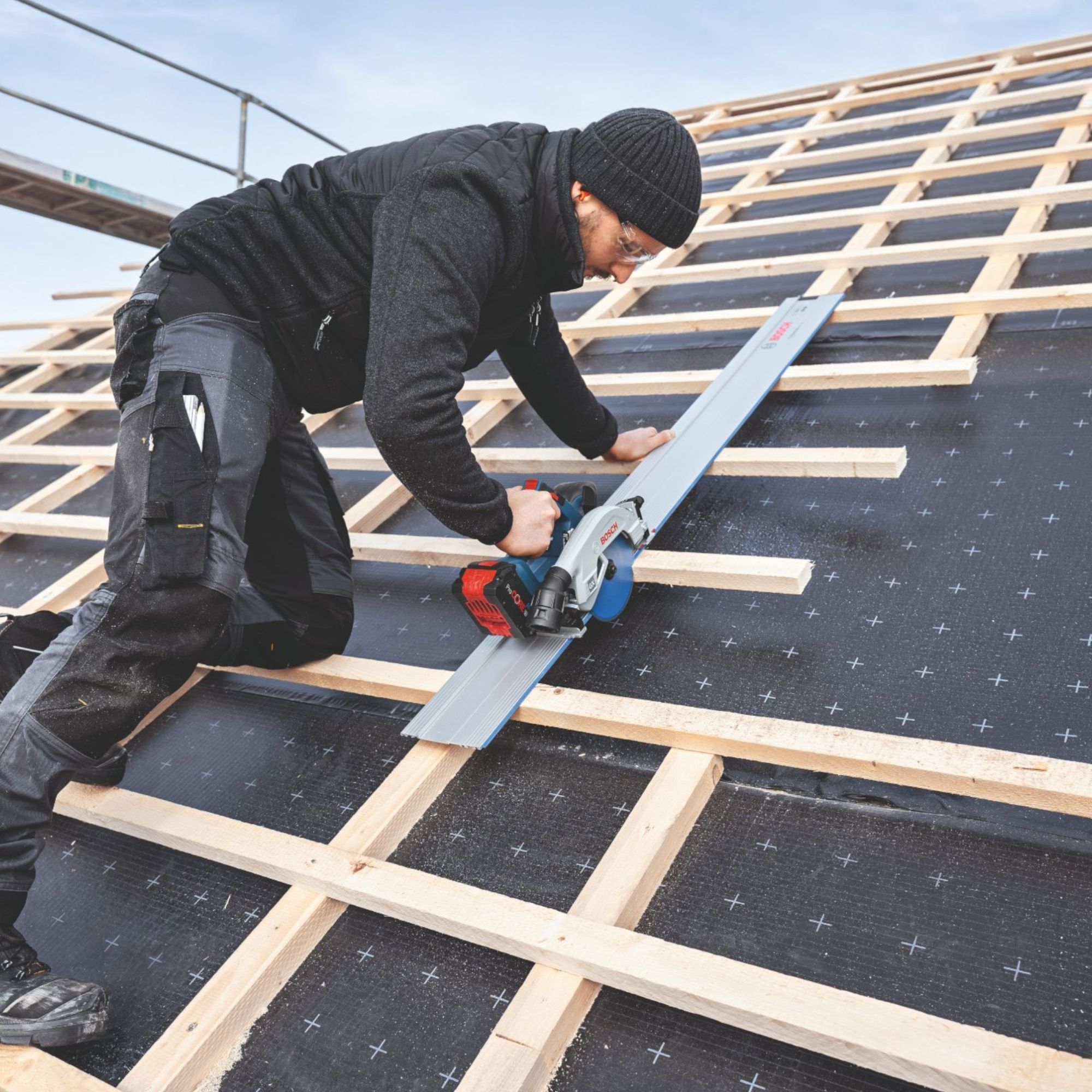 Bosch GKS 18V 57 2 GX Professional Akku Kreissaege 18 V 165 mm Brushless 1x ProCORE Akku 8 0 Ah Ladegeraet Kappschiene 4 - toolbrothers