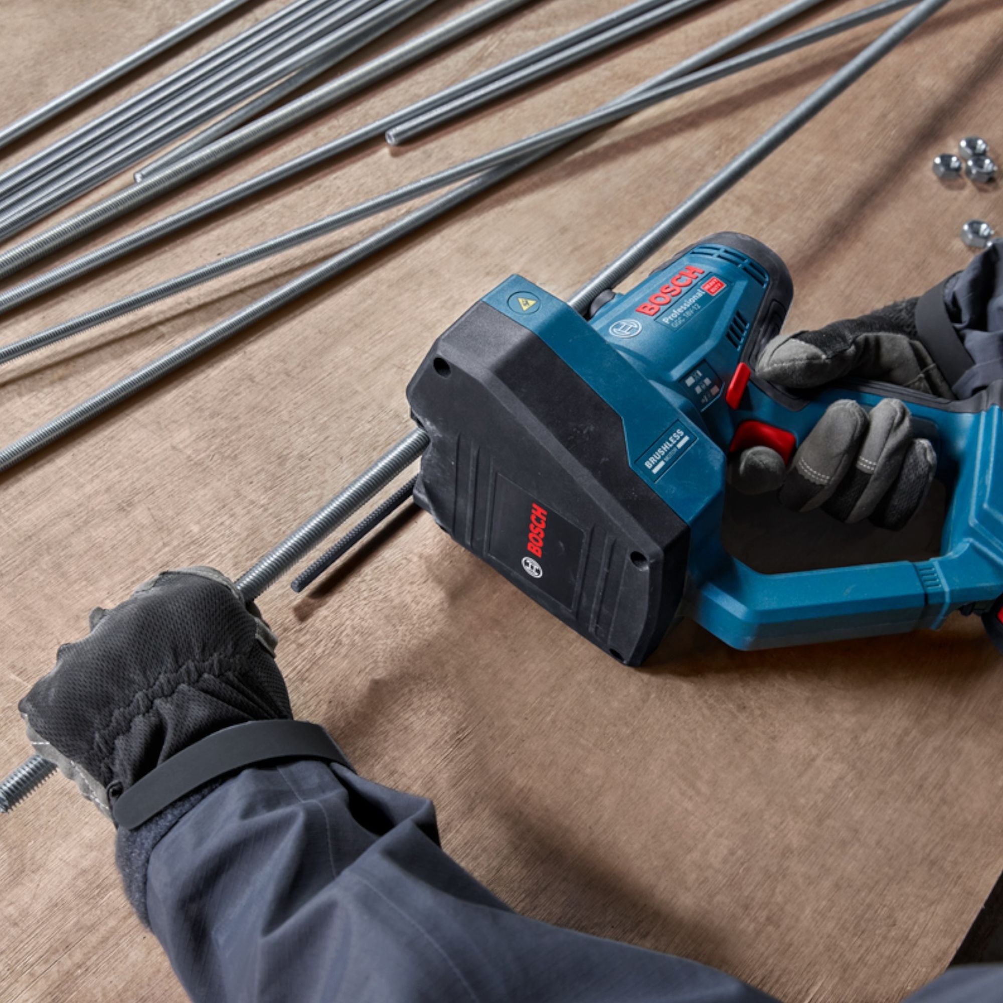 Bosch GGC 18V 12 Professional Akku Gewindestangenschneider 18 V M12 06019M8000 Solo ohne Akku ohne Ladegeraet 1 - toolbrothers