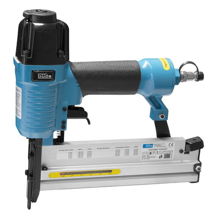 Güde  IG 1/4" Agrafeuse à air comprimé 6 bar( 40220 ) + Verrou de sécurité + Boîte à Huile + Lunettes de protection + Accessoires