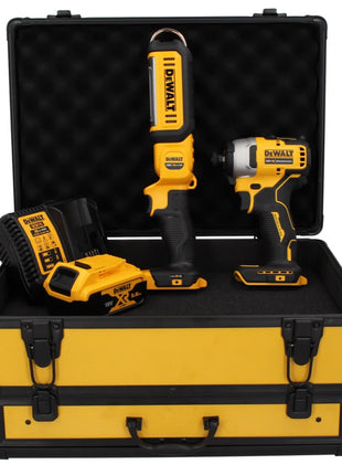 DeWalt DCF809P1TX Visseuse à choc sans fil 18V Brushless + DCL050 Lampe sans fil 18V + 1x Batterie 5,0Ah + Chargeur + Coffret TX