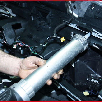 KS TOOLS Pistolet à cartouche sur batterie 400 ml avec 2 batteries et chargeur ( 515.3576 )