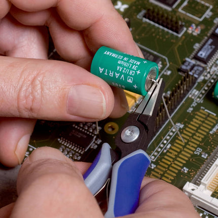 Pince plate électronique de précision KNIPEX longueur totale 135 mm ( 4000810826 )